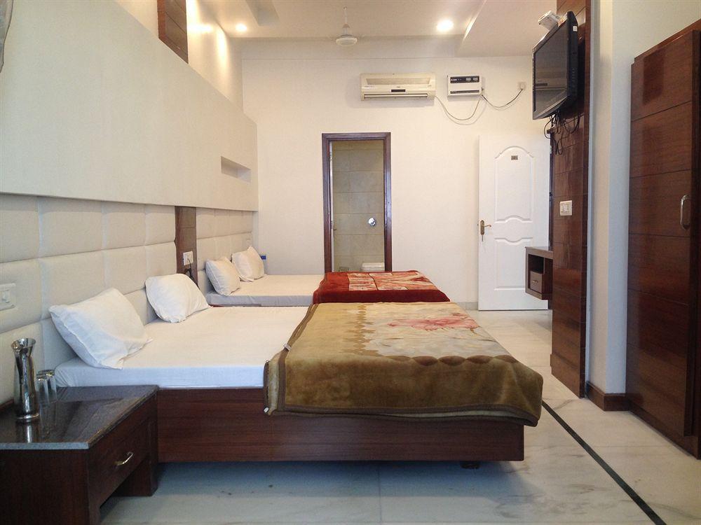 Namaskar Residency Hotel Amritsar Eksteriør billede