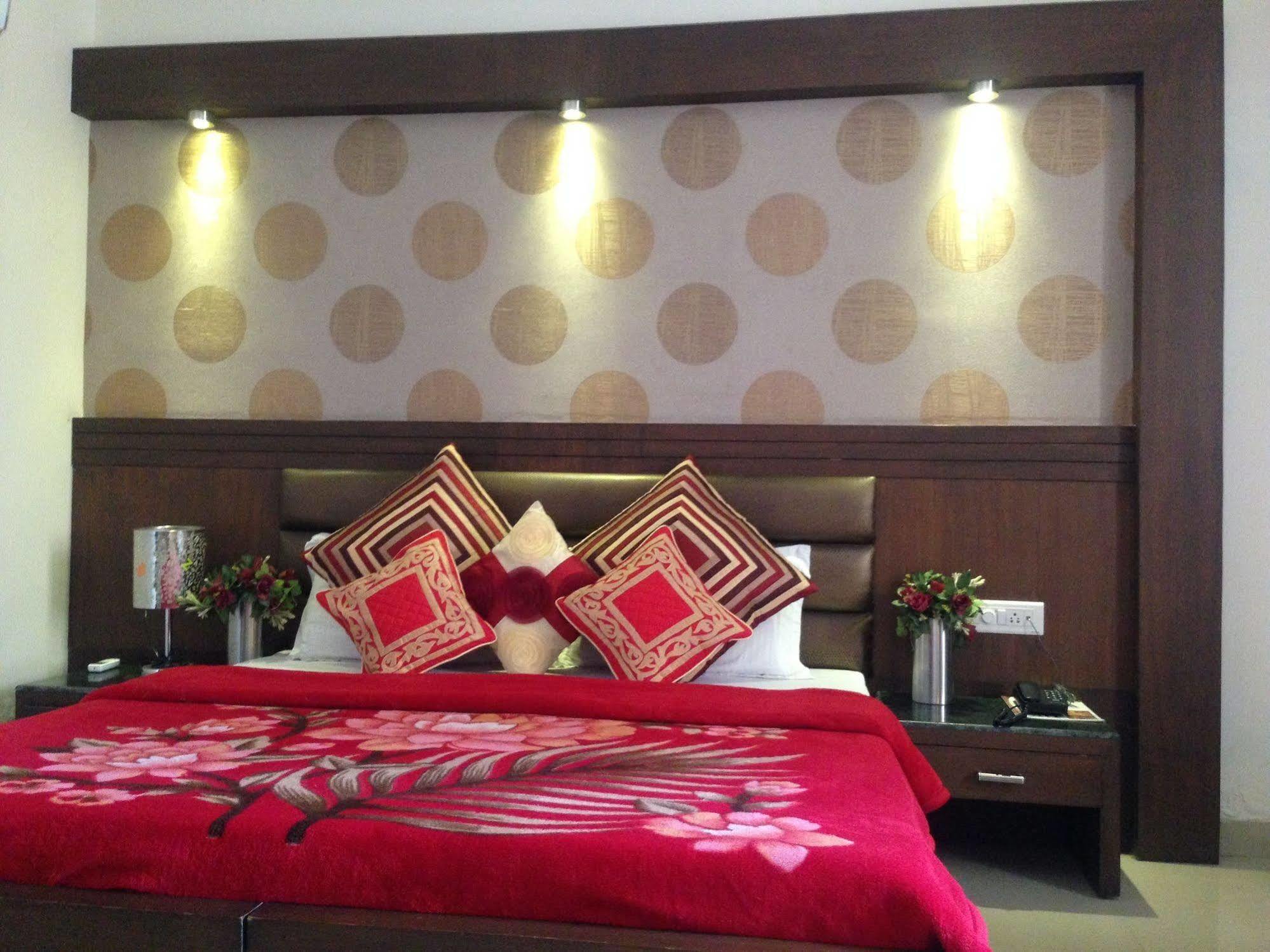 Namaskar Residency Hotel Amritsar Eksteriør billede